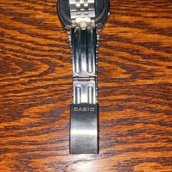 Casio S-830 Vintage Digital Watch 36x40mm Made in Japan
